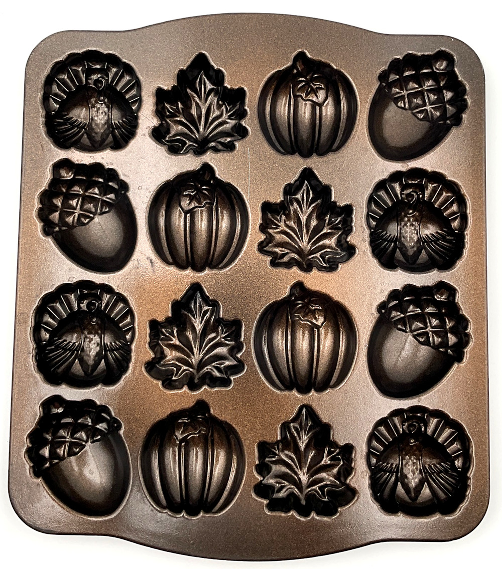 Autumn Fall Acorn Maple Leaf Turkey Pumpkin Cakelet Loaf Pan Nordic Ware 3 Cup
